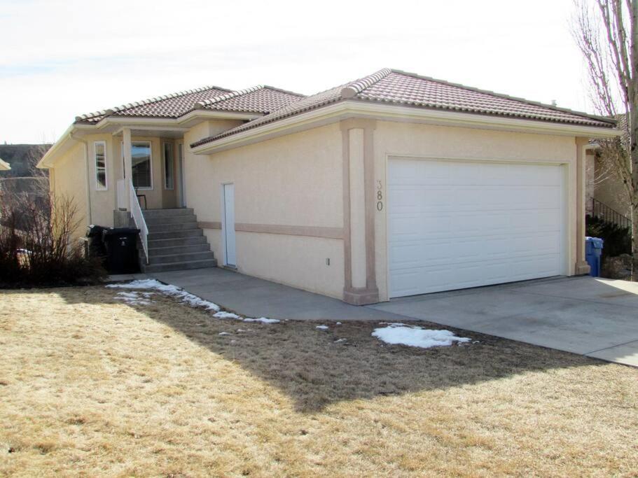 Paradise Canyon Golf Resort, Signature Walkout Condo 380 Lethbridge Esterno foto